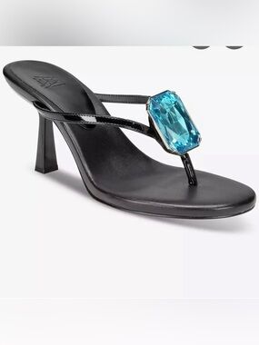 AAJ By Aminah Slippers  Black Thong Heel Sandals with turquoise Gem Accent 6.5